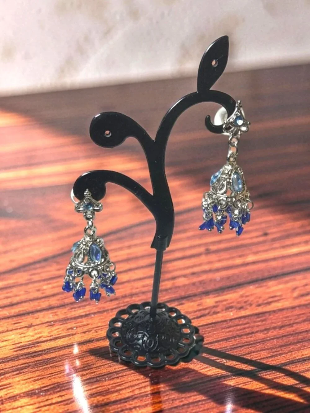 vintage silver tone hombre blues chrystals chandelier dangle earrings